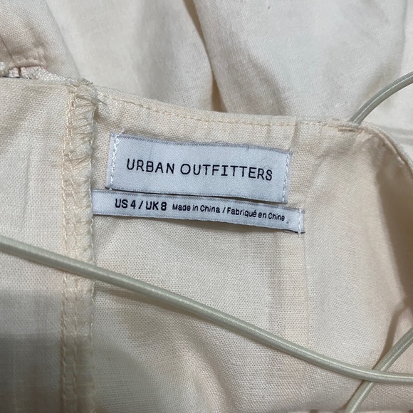 Urban outfitters, mini dress, cream color, size 4 - Picture 3 of 3